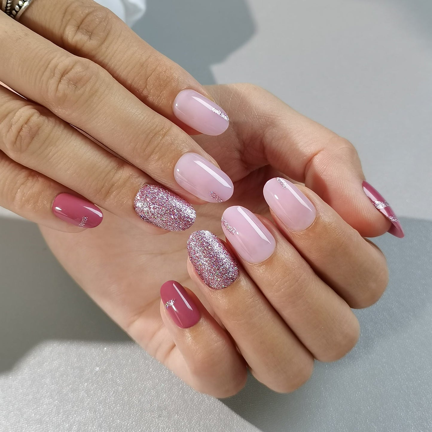 Gel Press On Nails 16 Sizes-32 Pcs Kit X004Q1LDZV