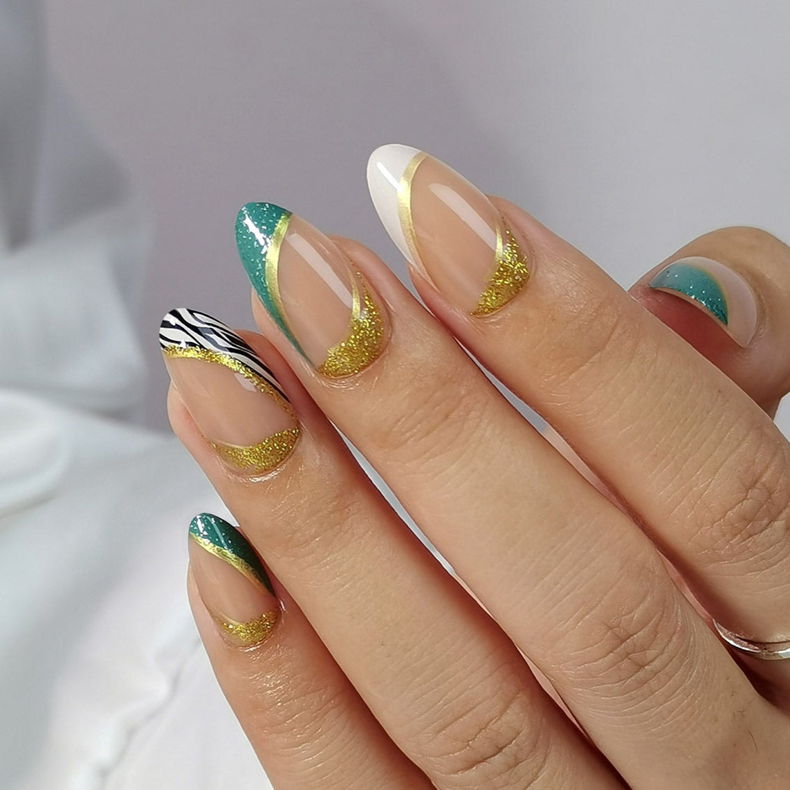  Gel Press On Nails 16 Sizes-32 Pcs Kit X004Q1OWIL